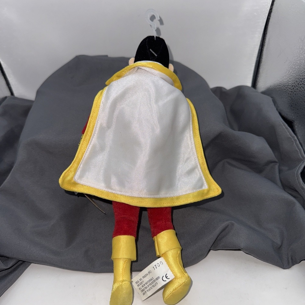 Shazam Bean Bag 10" Plush 2000 Warner Bros. Studio Store / DC Comics New w/tags - Picture 4 of 5